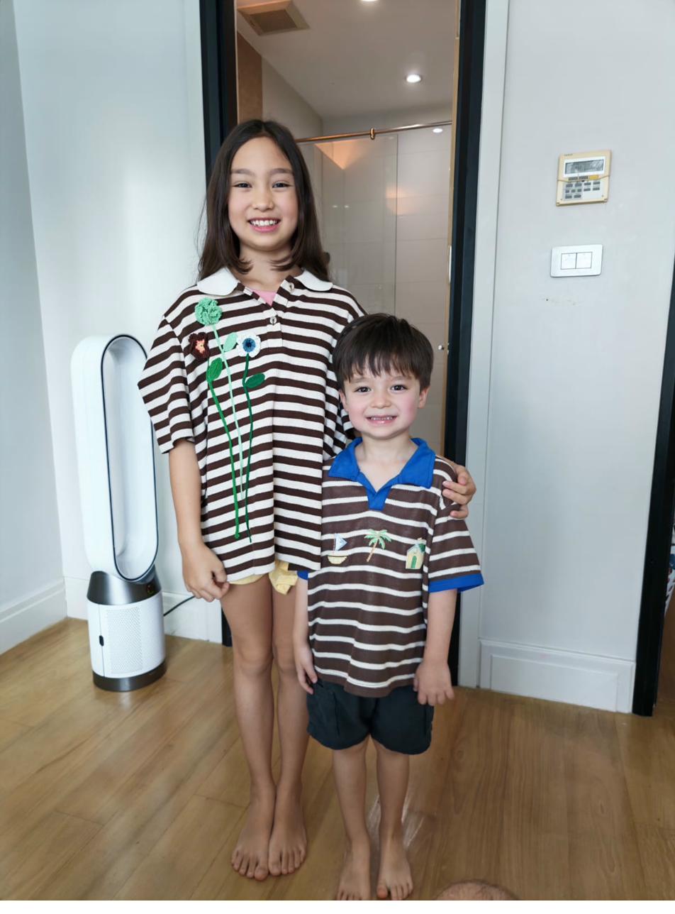 Chris and Sadie matching outfits